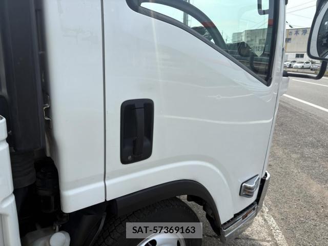 Isuzu ELF TRUCK 2010-11 8099012-20