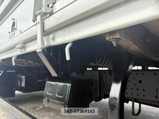 Isuzu ELF TRUCK 2010-11 8099012-26
