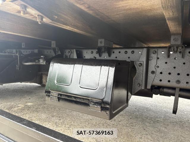 Isuzu ELF TRUCK 2010-11 8099012-29