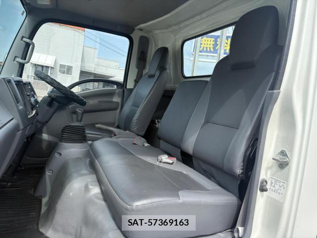 Isuzu ELF TRUCK 2010-11 8099012-6