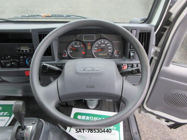 Isuzu ELF TRUCK 2016-02 8099017-12