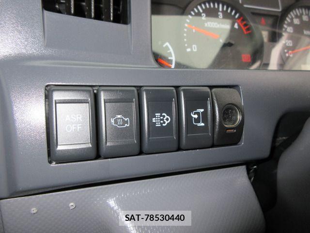 Isuzu ELF TRUCK 2016-02 8099017-15
