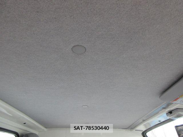 Isuzu ELF TRUCK 2016-02 8099017-17