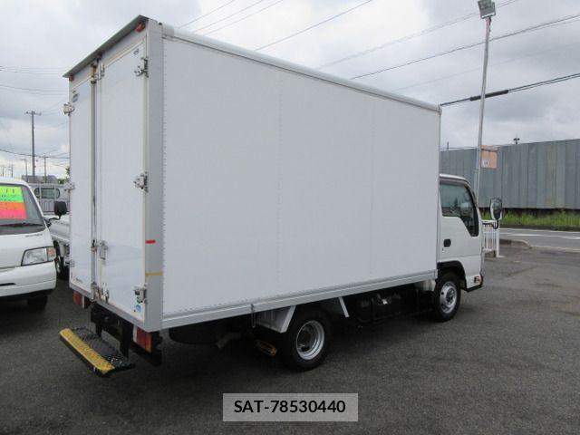 Isuzu ELF TRUCK 2016-02 8099017-7