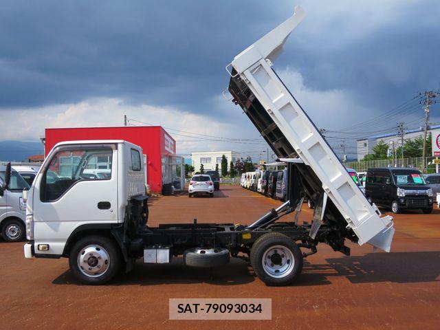 Isuzu ELF TRUCK 2017-09 8099010-4