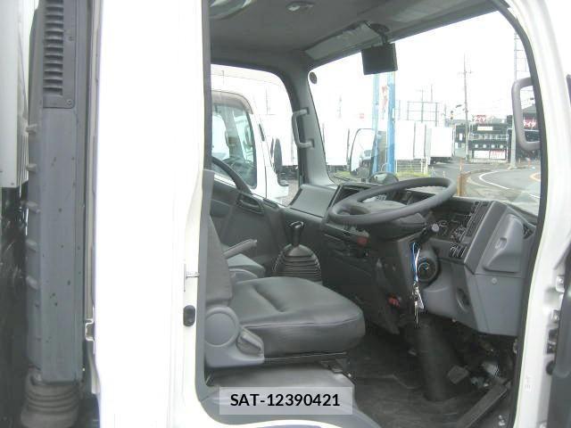 Isuzu ELF TRUCK 2019-06 8099003-27