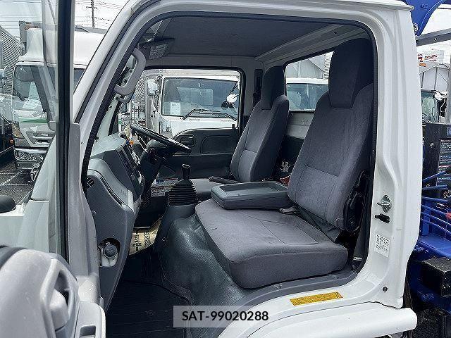 Isuzu ELF TRUCK 2011-08 8099009-13