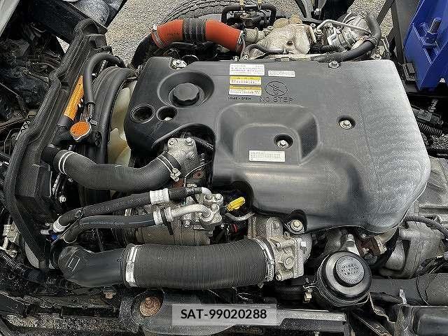 Isuzu ELF TRUCK 2011-08 8099009-15