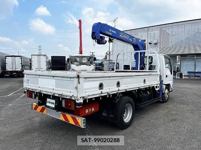 Isuzu ELF TRUCK 2011-08 8099009-2