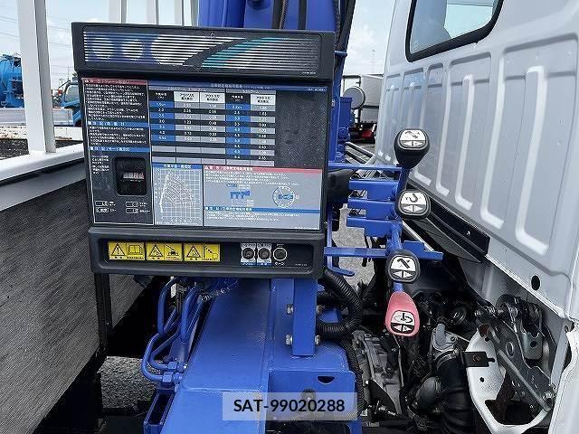 Isuzu ELF TRUCK 2011-08 8099009-7