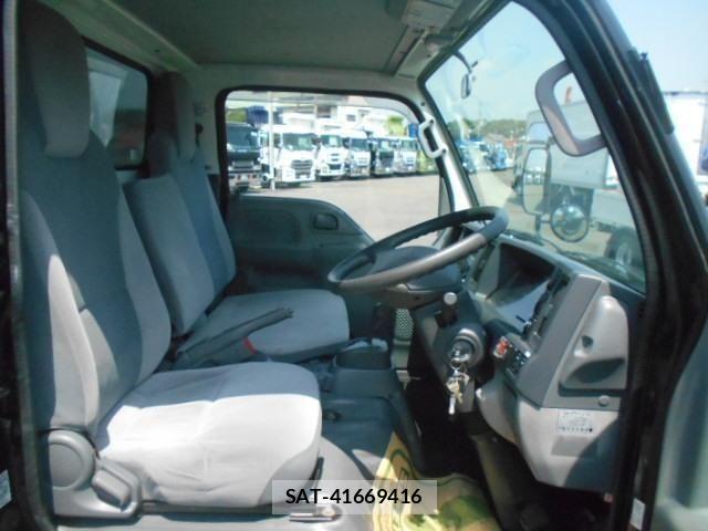 Isuzu ELF TRUCK 2016-04 8099011-16