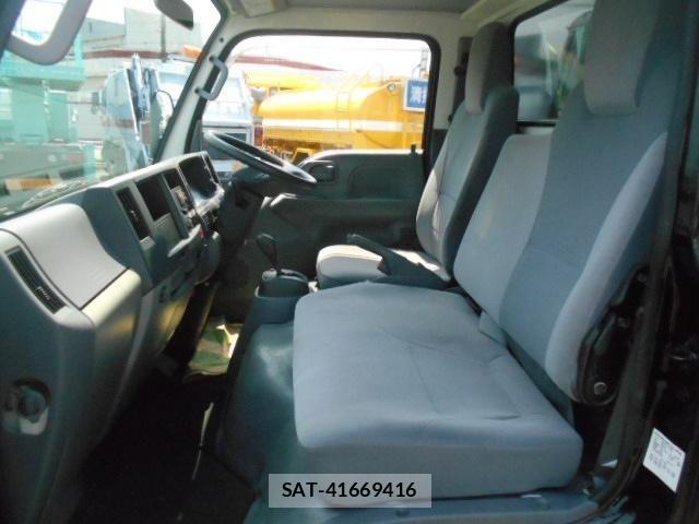 Isuzu ELF TRUCK 2016-04 8099011-19