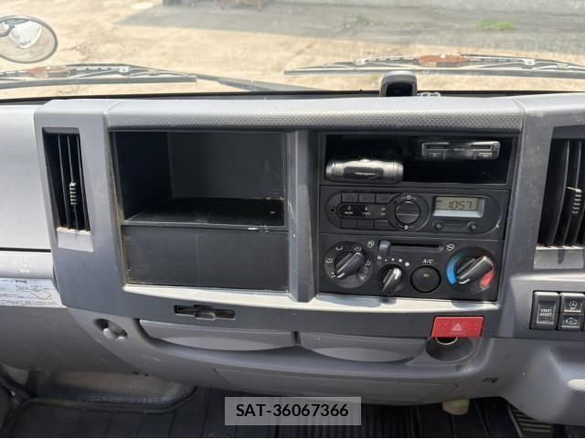 Isuzu ELF TRUCK 2020-04 8099004-22