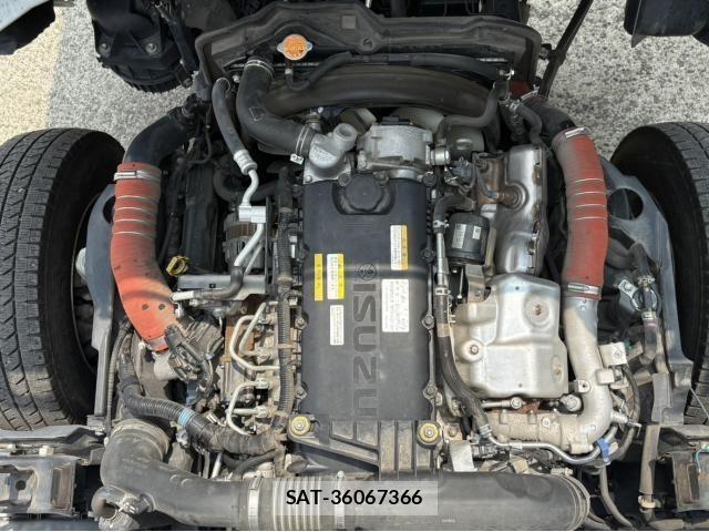 Isuzu ELF TRUCK 2020-04 8099004-26