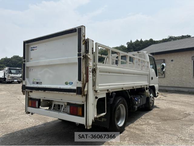 Isuzu ELF TRUCK 2020-04 8099004-3