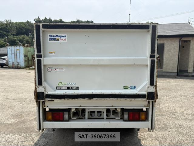 Isuzu ELF TRUCK 2020-04 8099004-6