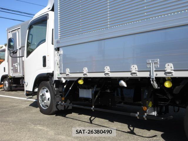 Isuzu ELF TRUCK 2025-11 8099001-11