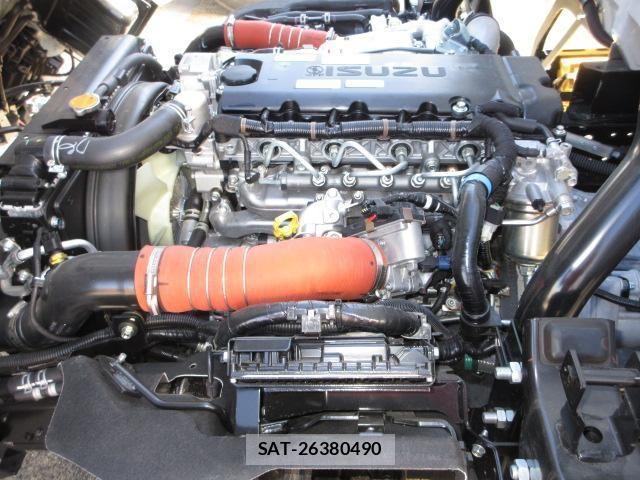 Isuzu ELF TRUCK 2025-11 8099001-22