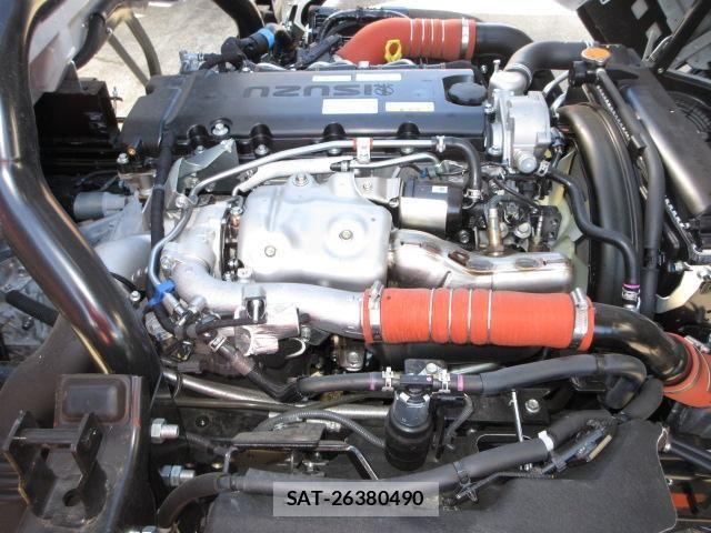 Isuzu ELF TRUCK 2025-11 8099001-23