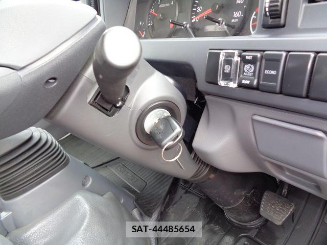Isuzu ELF TRUCK 2020-11 8099005-11