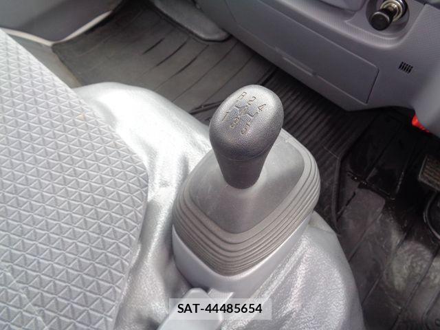 Isuzu ELF TRUCK 2020-11 8099005-17