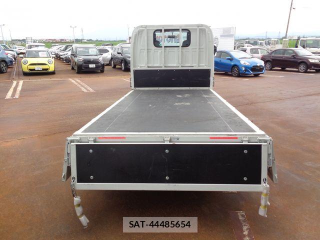 Isuzu ELF TRUCK 2020-11 8099005-7