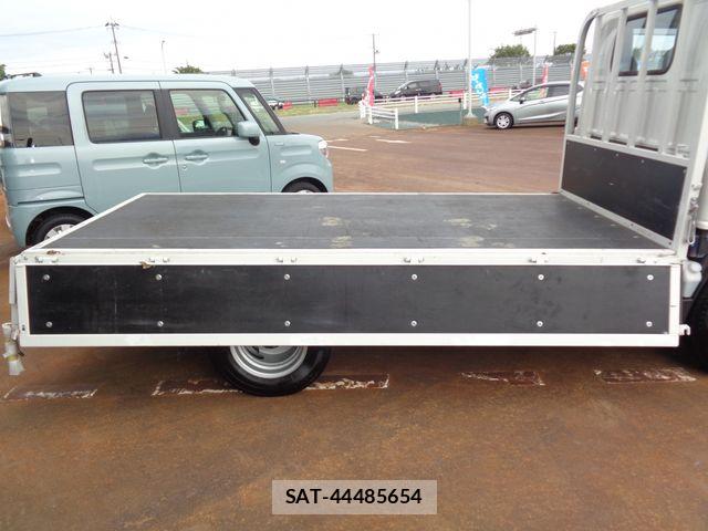 Isuzu ELF TRUCK 2020-11 8099005-8