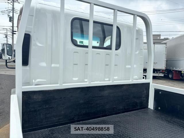 Isuzu ELF TRUCK 2017-11 8099018-11