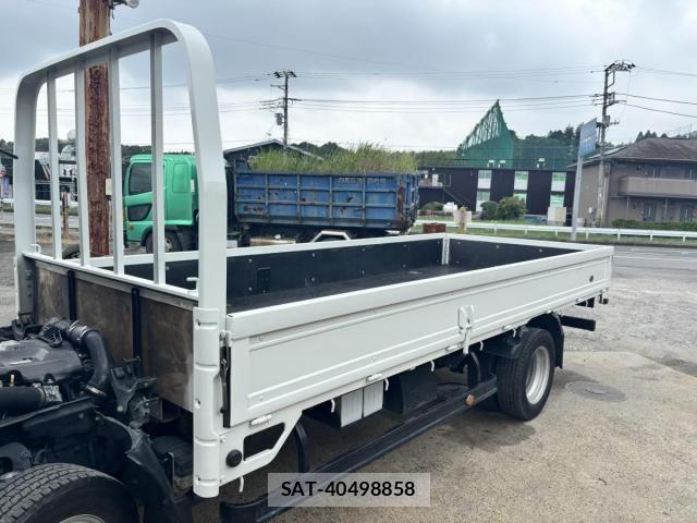 Isuzu ELF TRUCK 2017-11 8099018-15