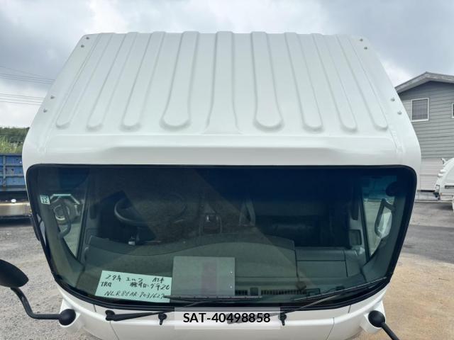 Isuzu ELF TRUCK 2017-11 8099018-17