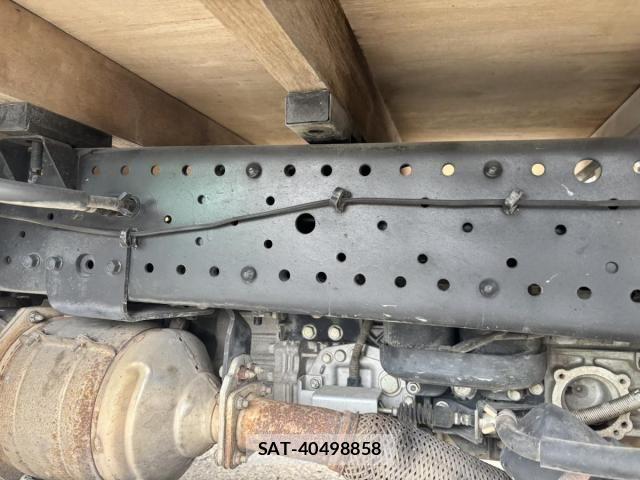 Isuzu ELF TRUCK 2017-11 8099018-29