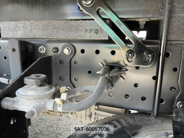 Isuzu ELF TRUCK 2019-08 8129916-27