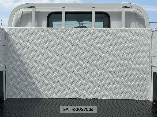Isuzu ELF TRUCK 2019-08 8129916-8