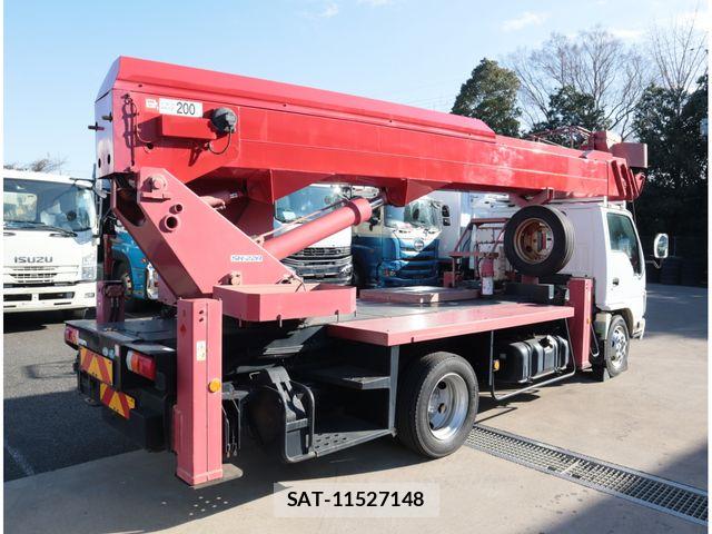 Isuzu ELF TRUCK 2013-02 8129905-2