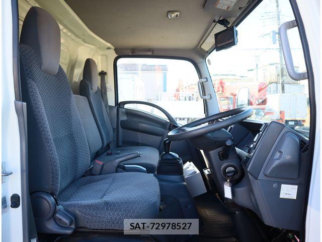 Isuzu ELF TRUCK 2020-05 8129914-15