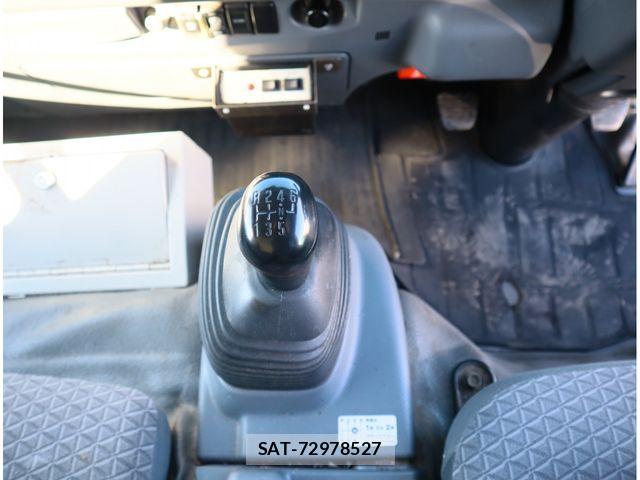 Isuzu ELF TRUCK 2020-05 8129914-18