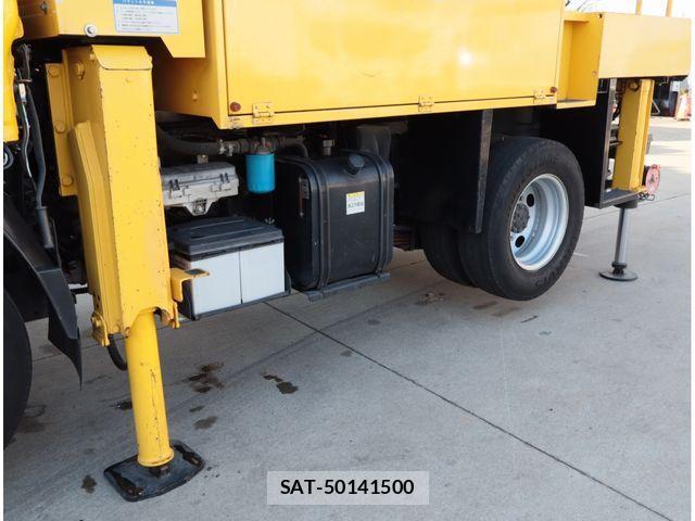 Isuzu ELF TRUCK 2015-11 8129906-15