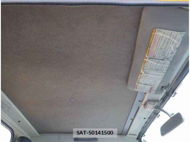 Isuzu ELF TRUCK 2015-11 8129906-24