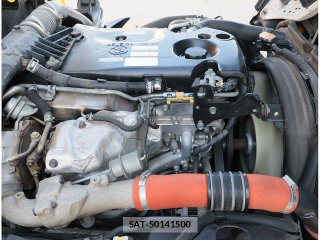 Isuzu ELF TRUCK 2015-11 8129906-28