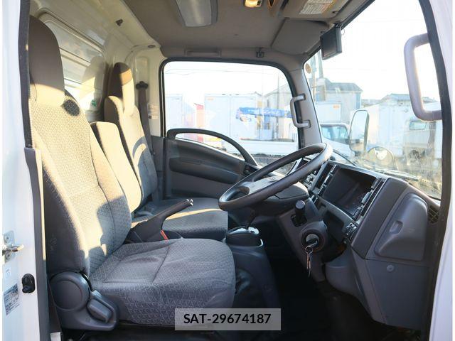 Isuzu ELF TRUCK 2018-12 8129923-15