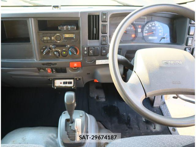 Isuzu ELF TRUCK 2018-12 8129923-17
