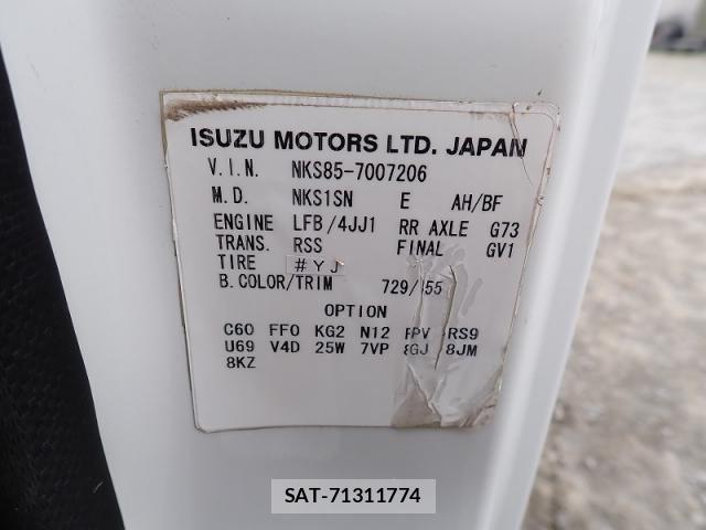 Isuzu ELF TRUCK 2015-09 8145748-27