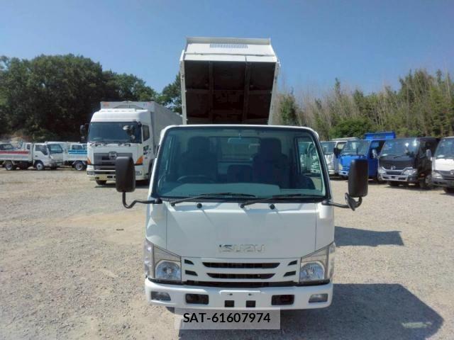 Isuzu ELF TRUCK 2017-06 8145747-10