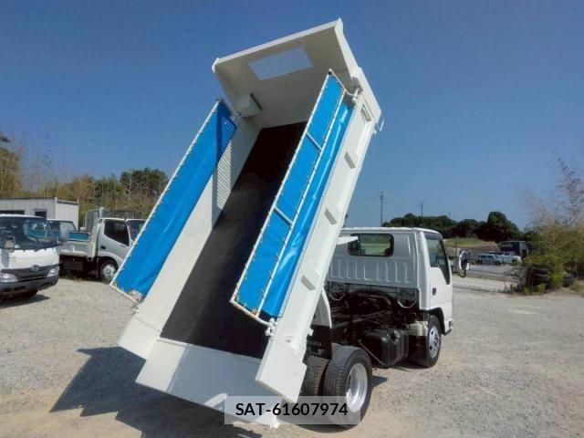 Isuzu ELF TRUCK 2017-06 8145747-15