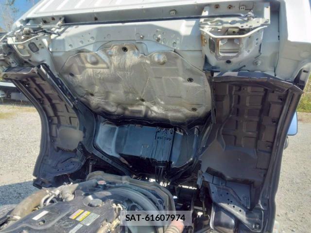 Isuzu ELF TRUCK 2017-06 8145747-25