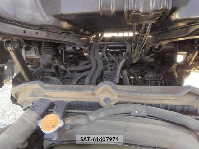 Isuzu ELF TRUCK 2017-06 8145747-27