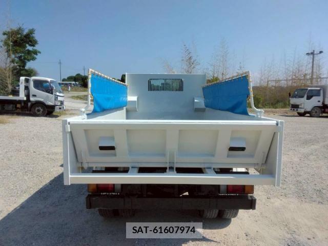 Isuzu ELF TRUCK 2017-06 8145747-6