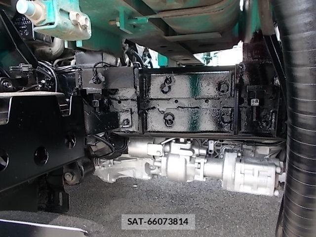 Isuzu ELF TRUCK 2016-05 8158359-13