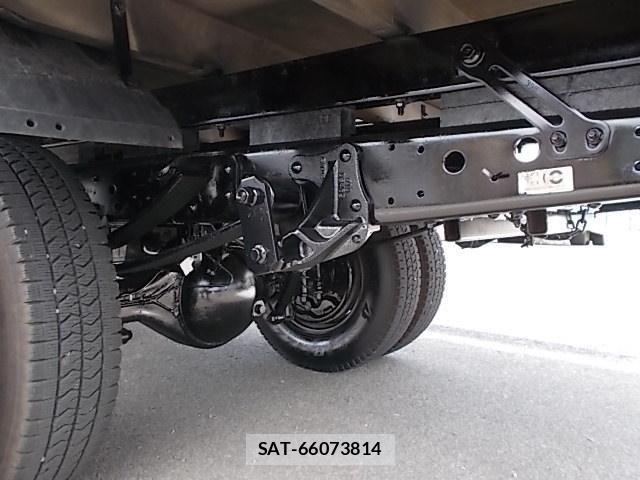 Isuzu ELF TRUCK 2016-05 8158359-22