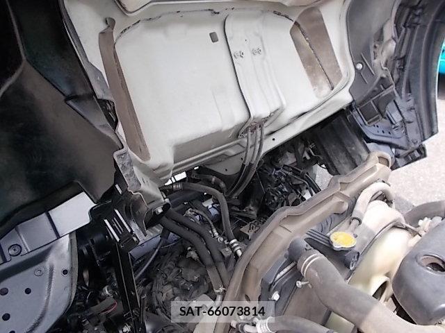 Isuzu ELF TRUCK 2016-05 8158359-28